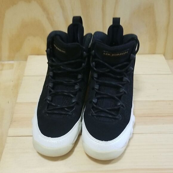 Nike Jordan 9 IX Retro Wmn's sz 7 , Eu 38 City of Flight Black White - Picture 6 of 8